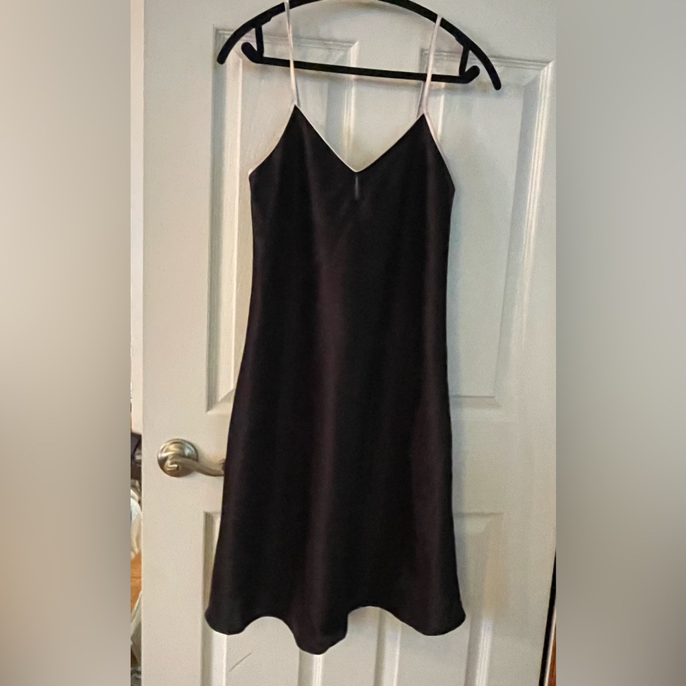Jones New York Black Satin Slip Dress with Cream Piping